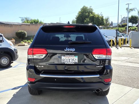 Used 2016 Jeep Grand Cherokee Limited AWD/4WD image 4