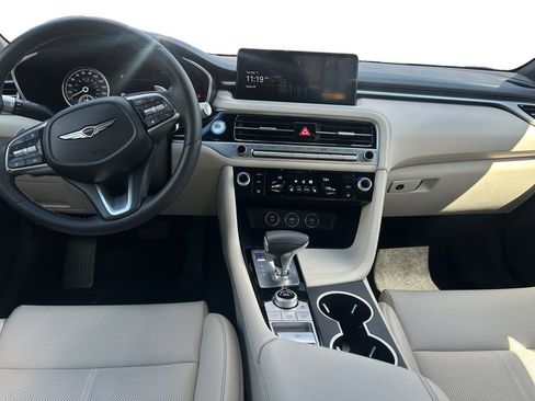 Used 2026 Genesis G70 2.5T image 10