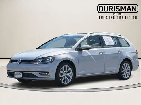 Used 2018 Volkswagen Golf SEL FWD image 2