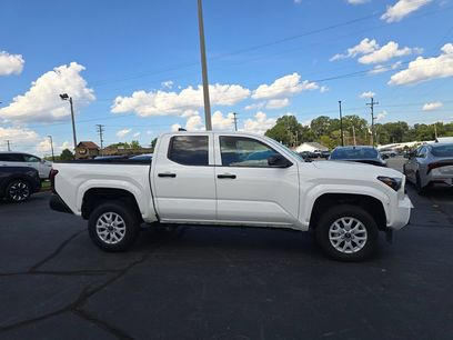 Used 2025 Toyota Tacoma SR