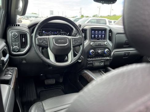 Used 2022 GMC Sierra 2500 Denali w/ Denali Ultimate Package AWD/4WD image 21