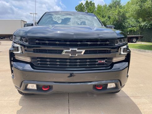 Used 2022 Chevrolet Silverado 1500 LT Trail Boss w/ Safety Package AWD/4WD image 2