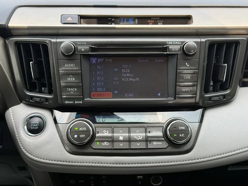 Used 2013 Toyota RAV4 Limited FWD image 12