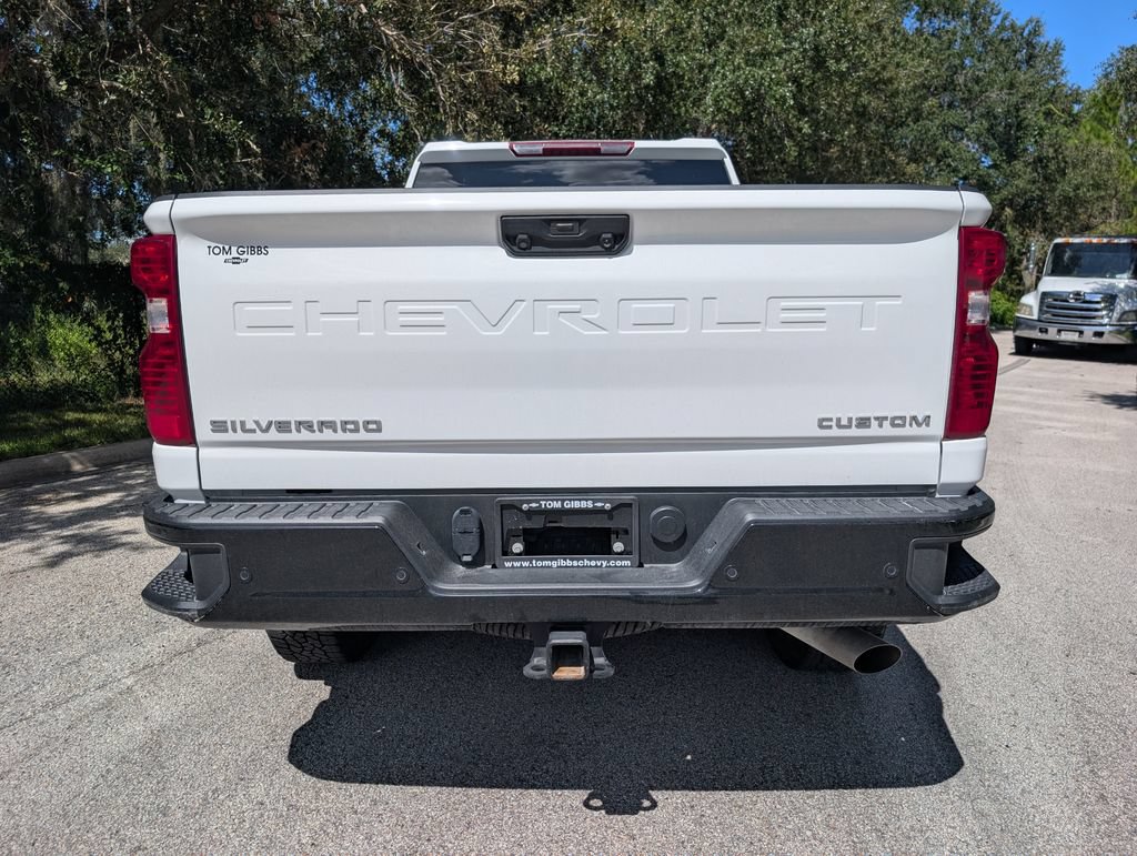 Used 2026 Chevrolet Silverado 2500 Custom w/ Custom Value Package AWD/4WD image 7