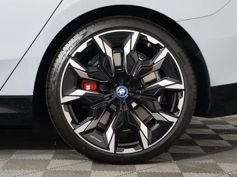 Certified 2024 BMW i5 M60 w/ Premium Package image 16