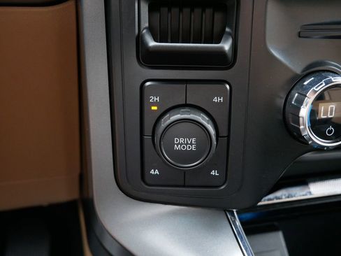 Certified 2021 Ford F150 Lariat AWD/4WD image 25