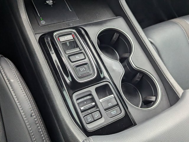 Certified 2024 Honda Pilot Touring image 25