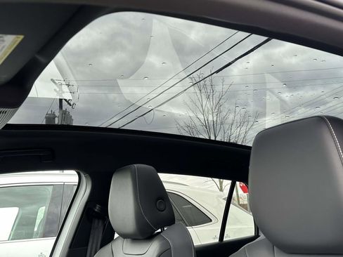 Used 2023 Volkswagen ID.4 Pro S Plus image 23