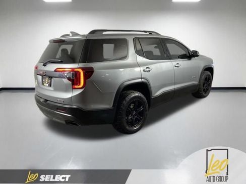 Used 2023 GMC Acadia AT4 w/ Technology Package AWD/4WD image 5
