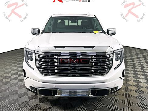 Used 2024 GMC Sierra 1500 Denali w/ Technology Package image 2