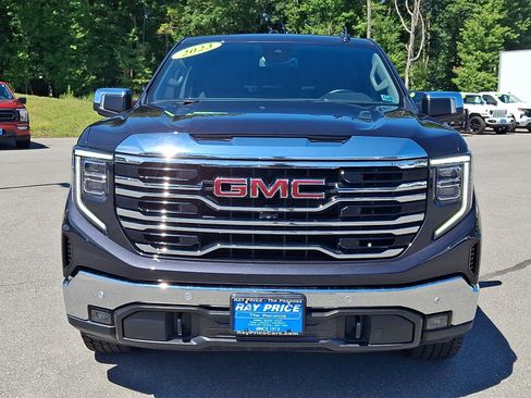 Used 2023 GMC Sierra 1500 SLT w/ SLT Premium Plus Package AWD/4WD image 2