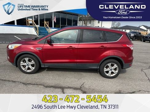 Used 2014 Ford Escape SE image 1