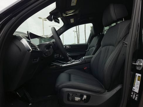New 2026 BMW ALPINA XB7 AWD/4WD image 8