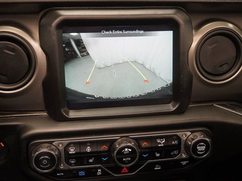 Certified 2023 Jeep Wrangler Willys 4xe w/ Sun & Screen Package image 35