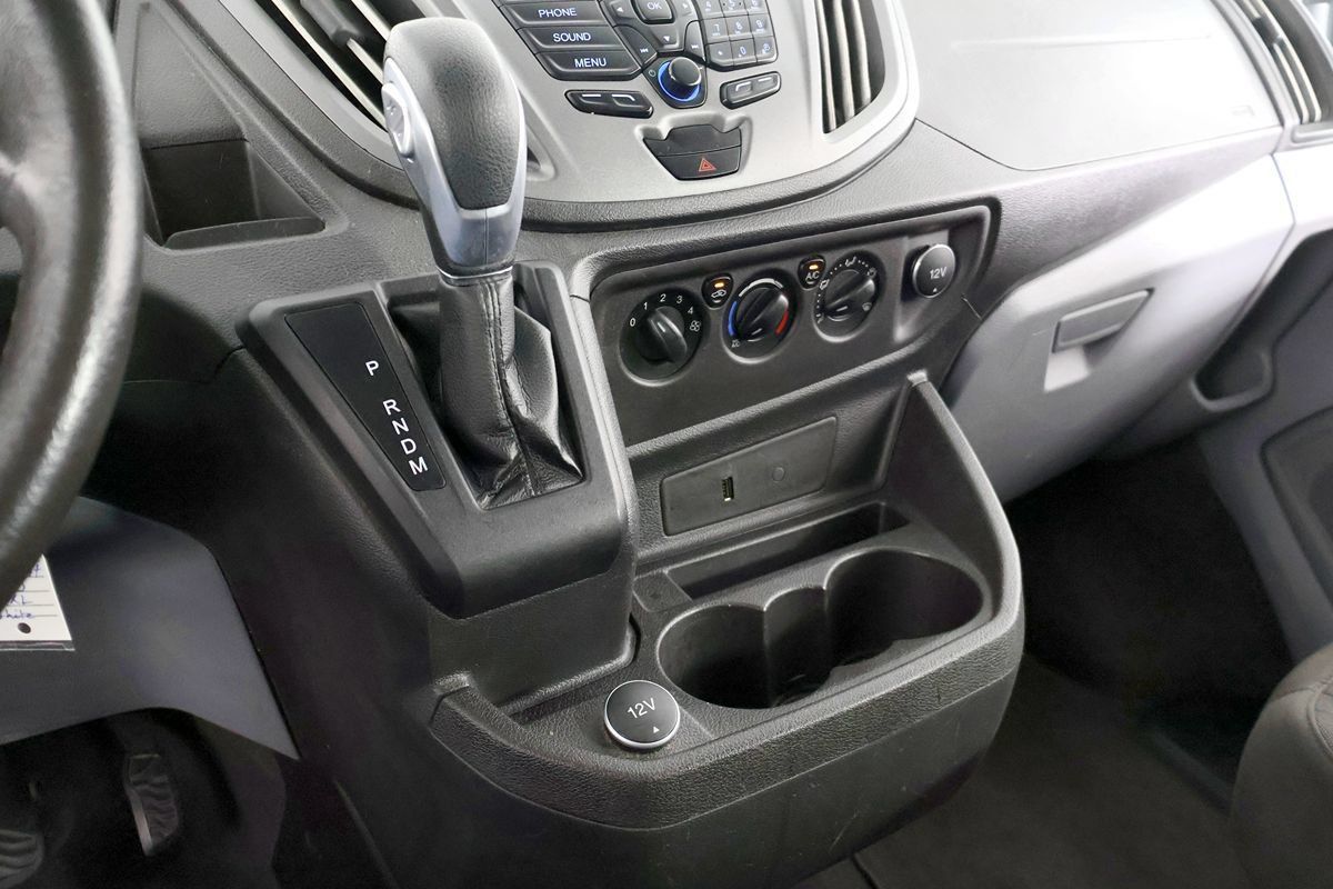 Used 2017 Ford Transit 150 XL RWD image 32