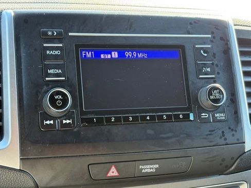 Used 2019 Honda Passport Sport image 12