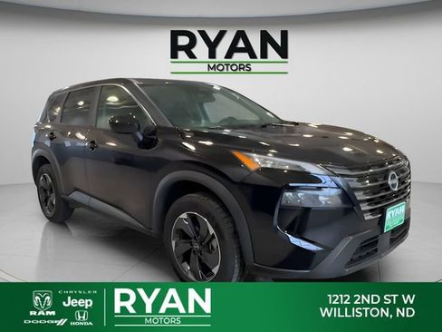 Used 2025 Nissan Rogue SV AWD/4WD image 1
