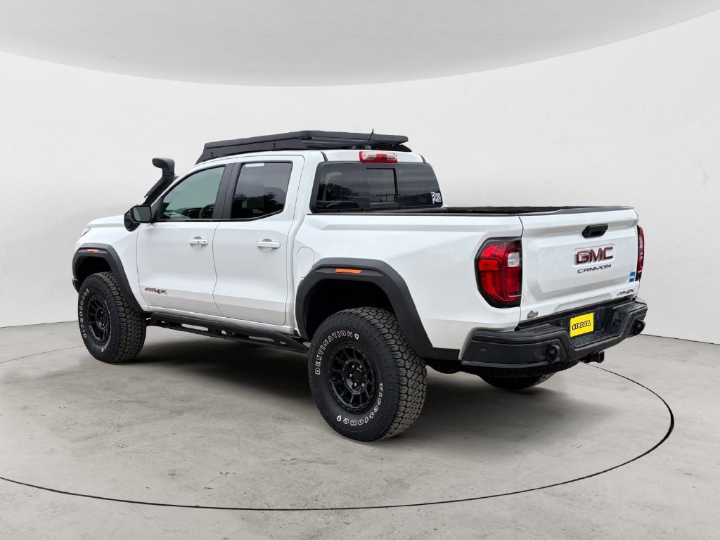 Used 2024 GMC Canyon AT4X w/ AT4X AEV Edition AWD/4WD image 7
