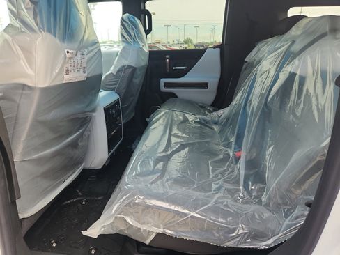 New 2025 GMC Hummer EV 3X w/ LPO, Sport Package image 18