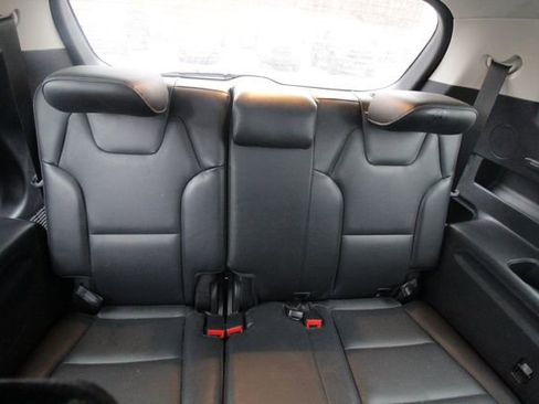 Used 2022 Kia Telluride LX image 31