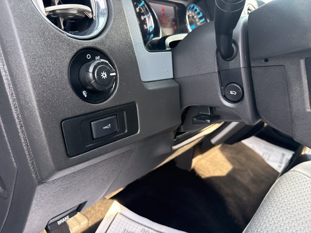 Used 2014 Ford F150 XLT w/ XLT Chrome Package RWD image 31