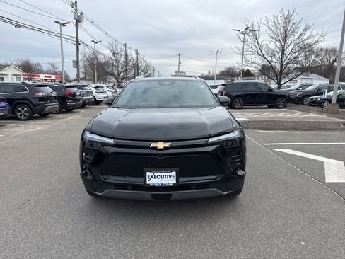Used 2024 Chevrolet Blazer EV LT AWD/4WD image 3