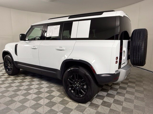 Certified 2025 Land Rover Defender 110 S AWD/4WD image 4