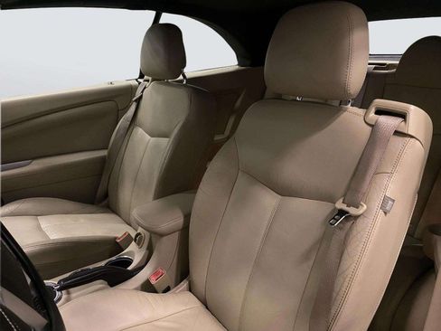 Used 2013 Chrysler 200 Limited FWD image 29