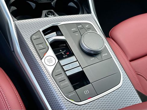 New 2026 BMW 330i Sedan w/ M Sport Package RWD image 13