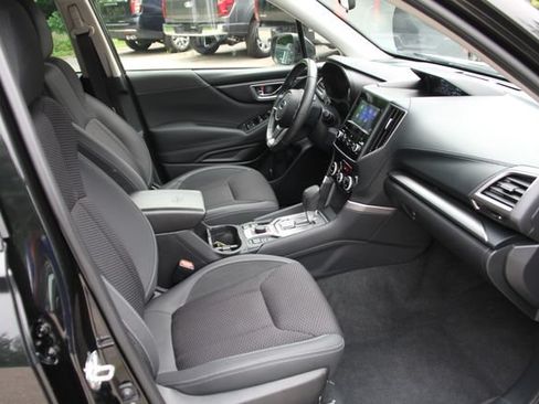 Used 2023 Subaru Forester Premium AWD/4WD image 38