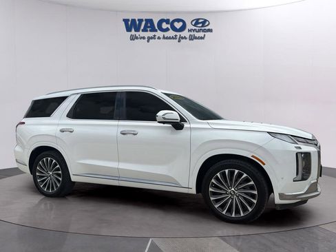 Used 2023 Hyundai Palisade Calligraphy image 12