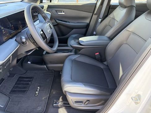 New 2026 Nissan Leaf SV+ w/ Floor Mat Package (SV+) FWD image 17