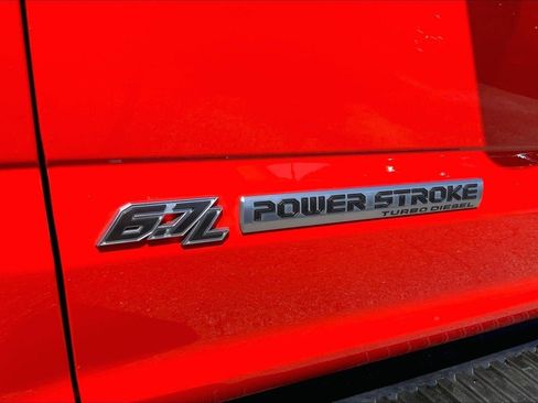 Used 2022 Ford F250 Lariat w/ Lariat Ultimate Package AWD/4WD image 8