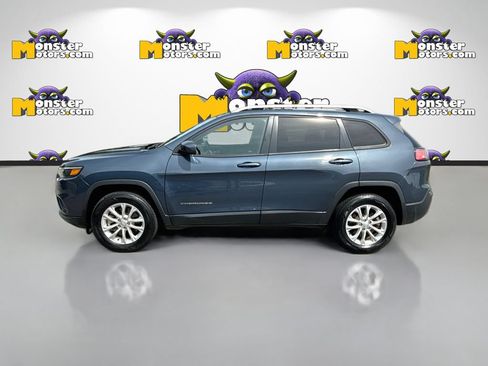 Used 2021 Jeep Cherokee Latitude AWD/4WD image 8