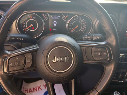 Used 2022 Jeep Wrangler Unlimited Sport image 11