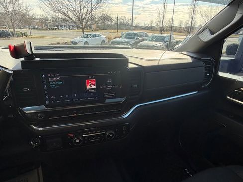 Used 2025 Chevrolet Silverado 2500 LT w/ All Star Edition image 22