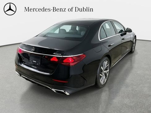 Used 2026 Mercedes-Benz E 350 4MATIC Sedan image 5