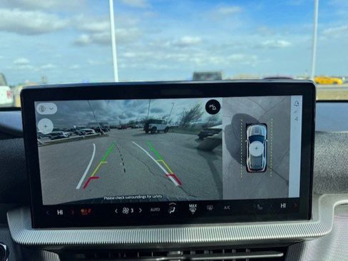 Certified 2025 Ford Explorer ST-Line w/ ST-Line Street Pack image 19