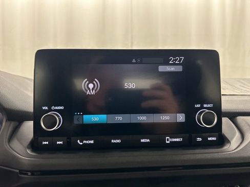 Used 2024 Honda Accord EX image 15