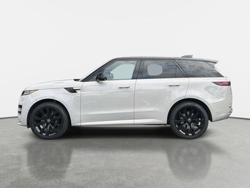 Used 2025 Land Rover Range Rover Sport Dynamic SE AWD/4WD image 6