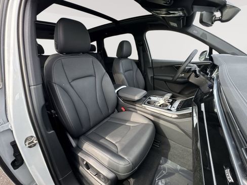 Certified 2025 Audi Q7 3.0T Premium Plus w/ Premium Plus Package image 23
