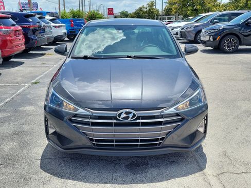 Used 2020 Hyundai Elantra SEL w/ Cargo Package (C1) FWD image 2