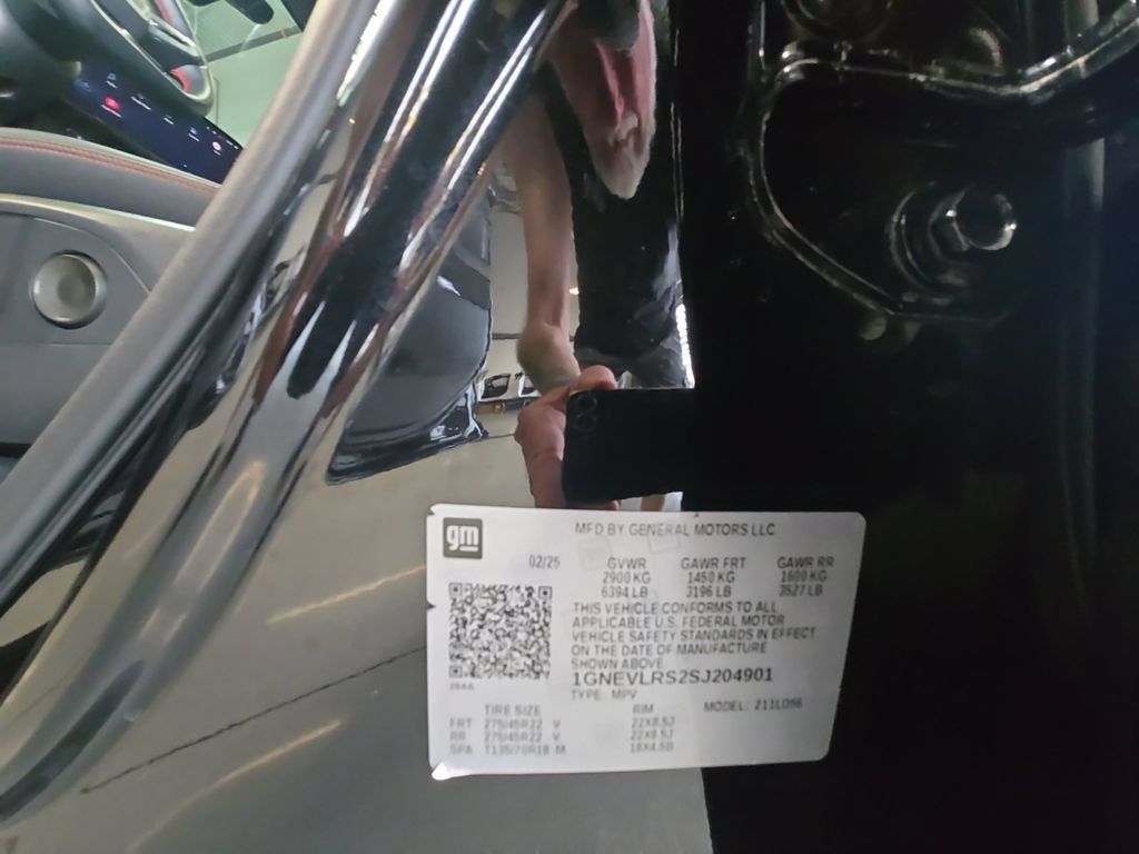Certified 2025 Chevrolet Traverse RS w/ LPO, Floor Liner Package AWD/4WD image 25