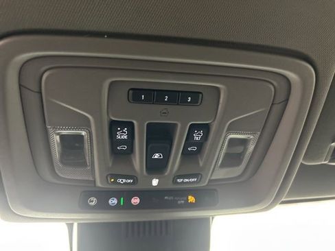 Used 2024 GMC Sierra 2500 Denali w/ Technology Package image 26