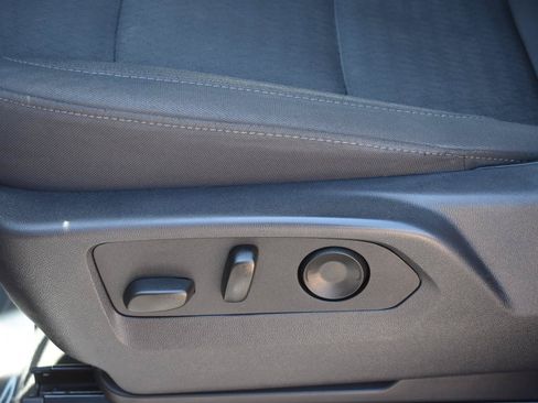 Used 2025 Chevrolet Silverado 2500 LT AWD/4WD image 23