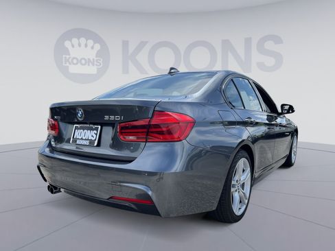Used 2017 BMW 330i xDrive Sedan AWD/4WD image 16