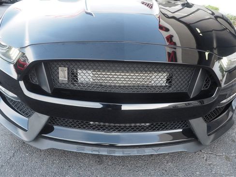 Used 2016 Ford Mustang Shelby GT350 w/ Technology Package image 27