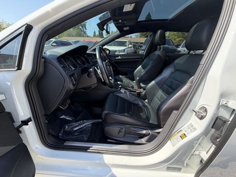 Used 2019 Volkswagen GTI SE w/ SE Experience Package FWD image 8