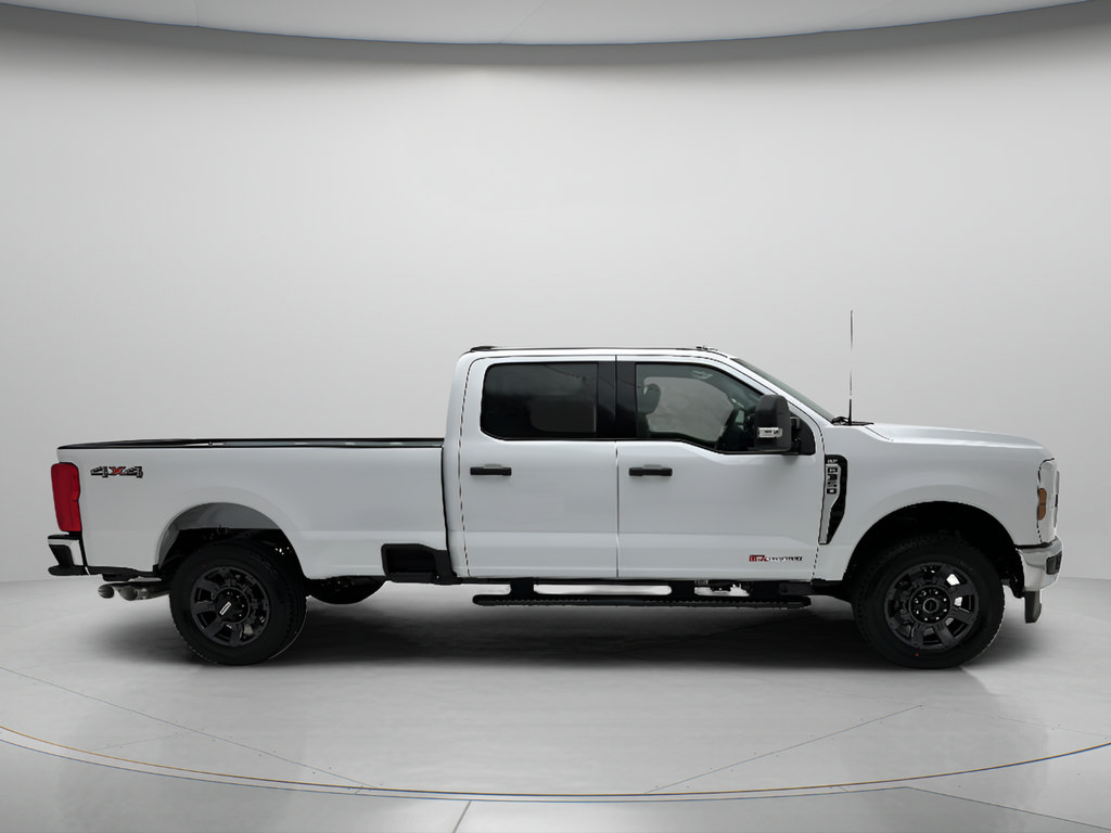 New 2027 Ford F350 XLT w/ Snow Plow Prep Package AWD/4WD image 2