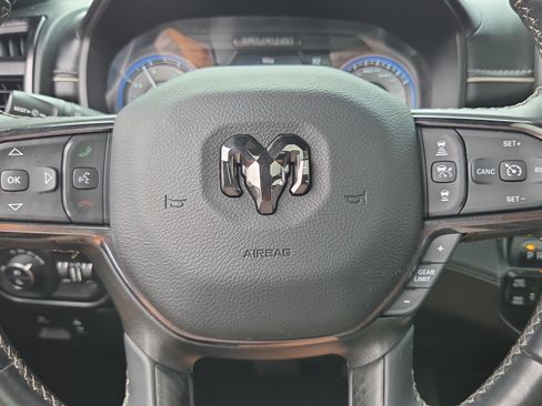 Used 2022 RAM 1500 Limited AWD/4WD image 26